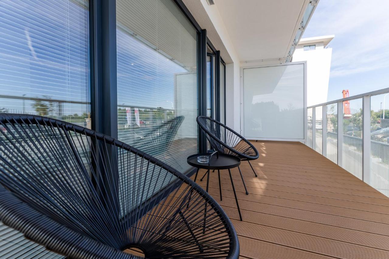 Apartament Lux Tukan B004, Polanki Aqua - Holiday City Kolobrzeg Exterior photo