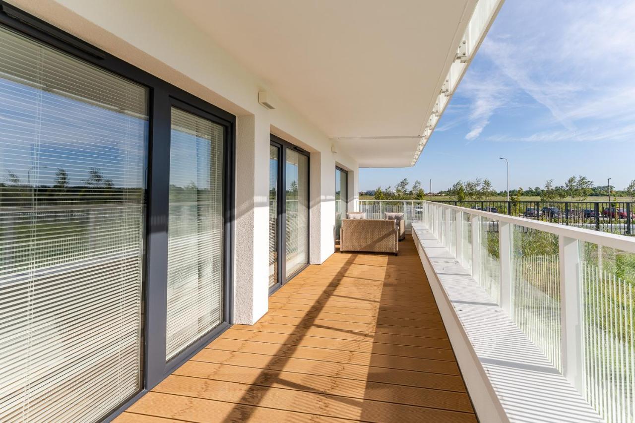 Apartament Lux Tukan B004, Polanki Aqua - Holiday City Kolobrzeg Exterior photo