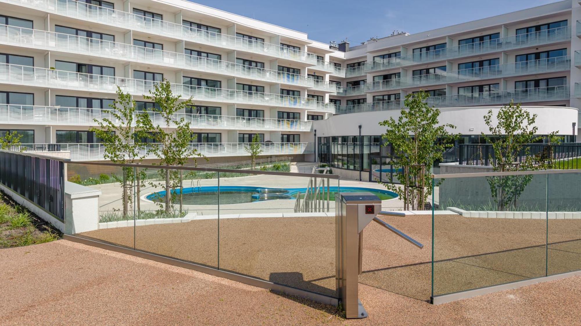 Apartament Lux Tukan B004, Polanki Aqua - Holiday City Kolobrzeg Exterior photo